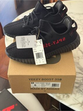 ❤️Adidas Yeezy Boost 350 V2 "Black/Red"❤️